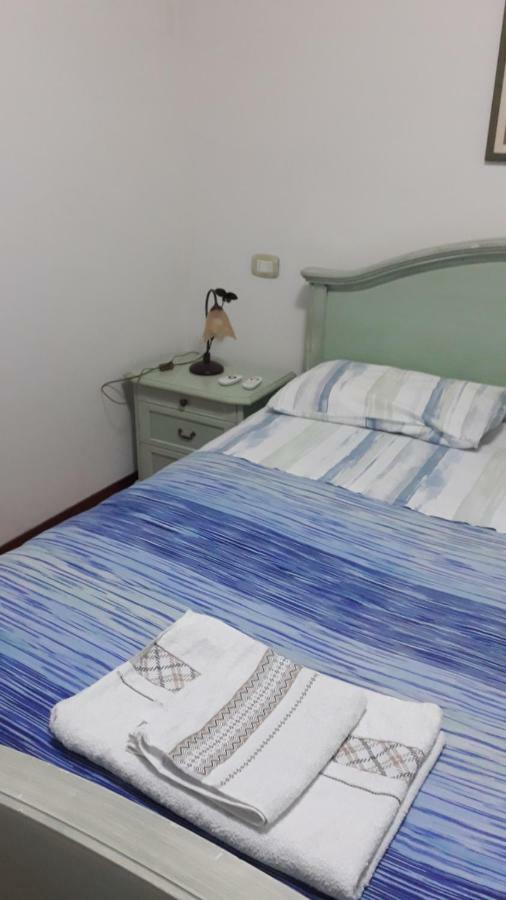 Appartamento Ai Tigli Каорле Экстерьер фото