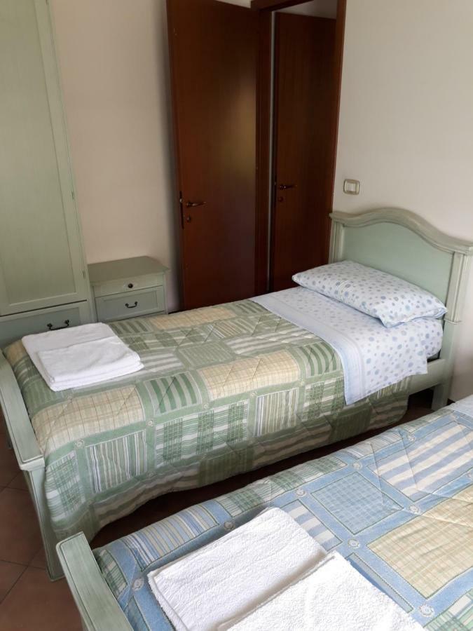 Appartamento Ai Tigli Каорле Экстерьер фото